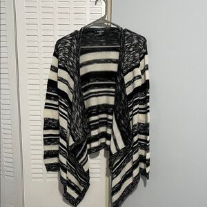 Charlotte Russe Women's L Black and White Striped Cardigan
